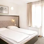ニキ 3* ソフィア