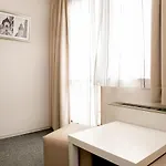 ニキ 3*