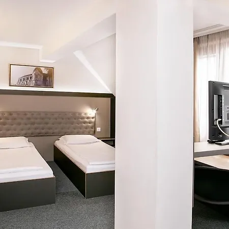 Niky Hotel 3*