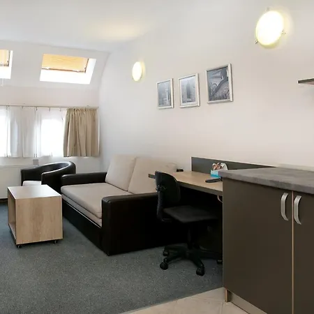 Hotel Niky 3*