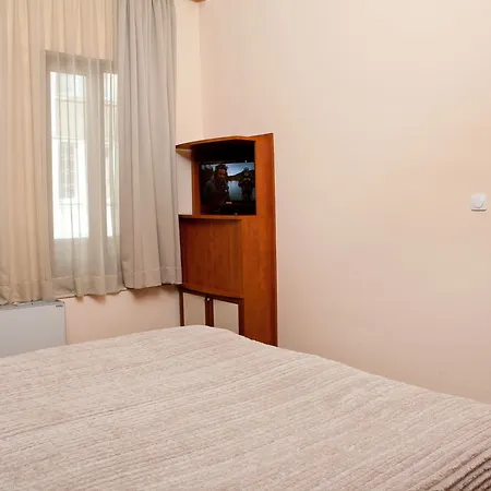Hotel Niky 3*
